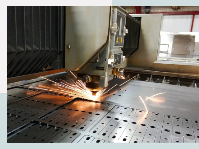 Лазерная резка металла в Черкесске от 612 руб.